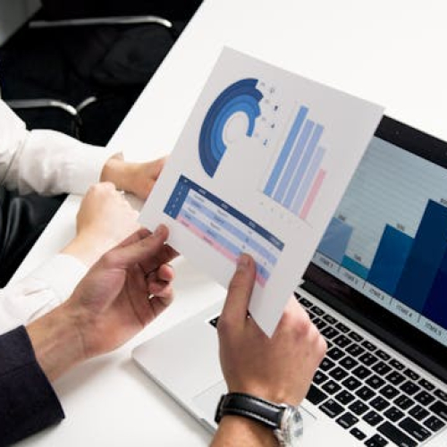 pexels-artempodrez-5716001